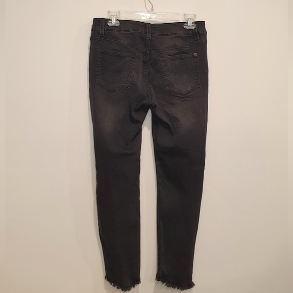 Nanette Lepore Ellis Skinny raw hem jeans, black, size 6 - Picture 3 of 5